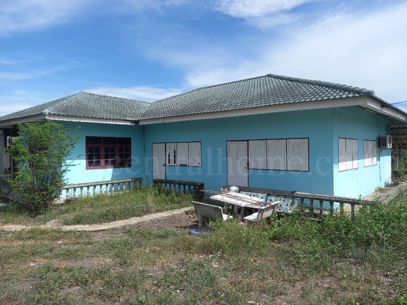 ที่ดินพร้อมสิ่งปลูกสร้าง ถนนหนองลำเจียก อยุธยา