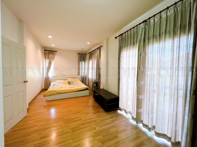 main-11