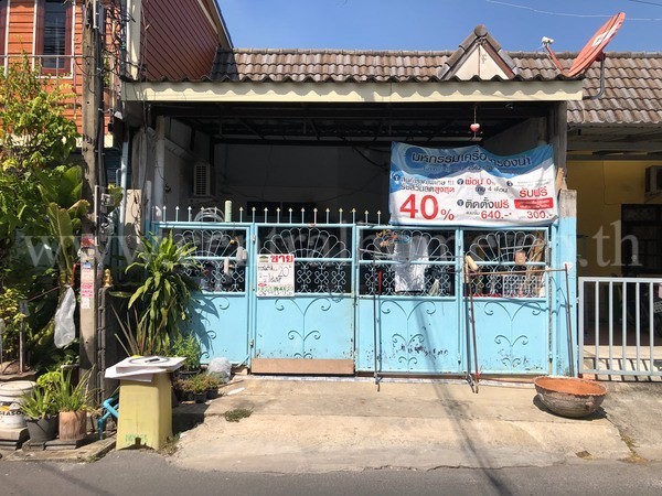 ทาวน์เฮ้าส์ หมู่บ้าน เสริมสิริ ซอย รามอินทรา 40 แยก 8-7