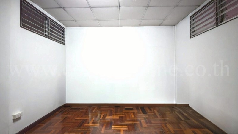 main-12
