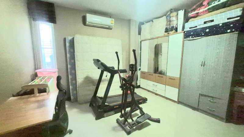 main-9